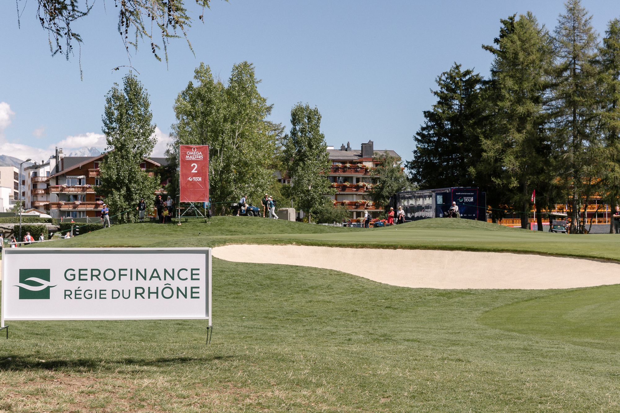 Un swing d'élégance et d'engagement à Crans-Montana