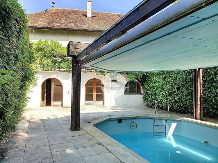 Maison villageoise de Charme avec piscine