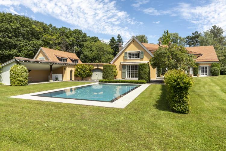 Superbe Maison de Maître avec piscine et parc arboré